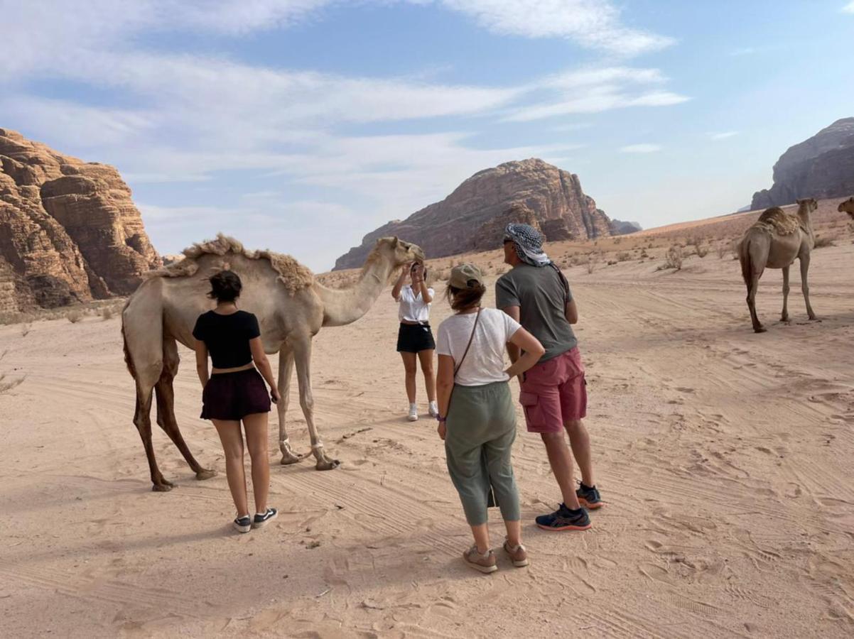 Wadi Rum Magic Camp 외부 사진