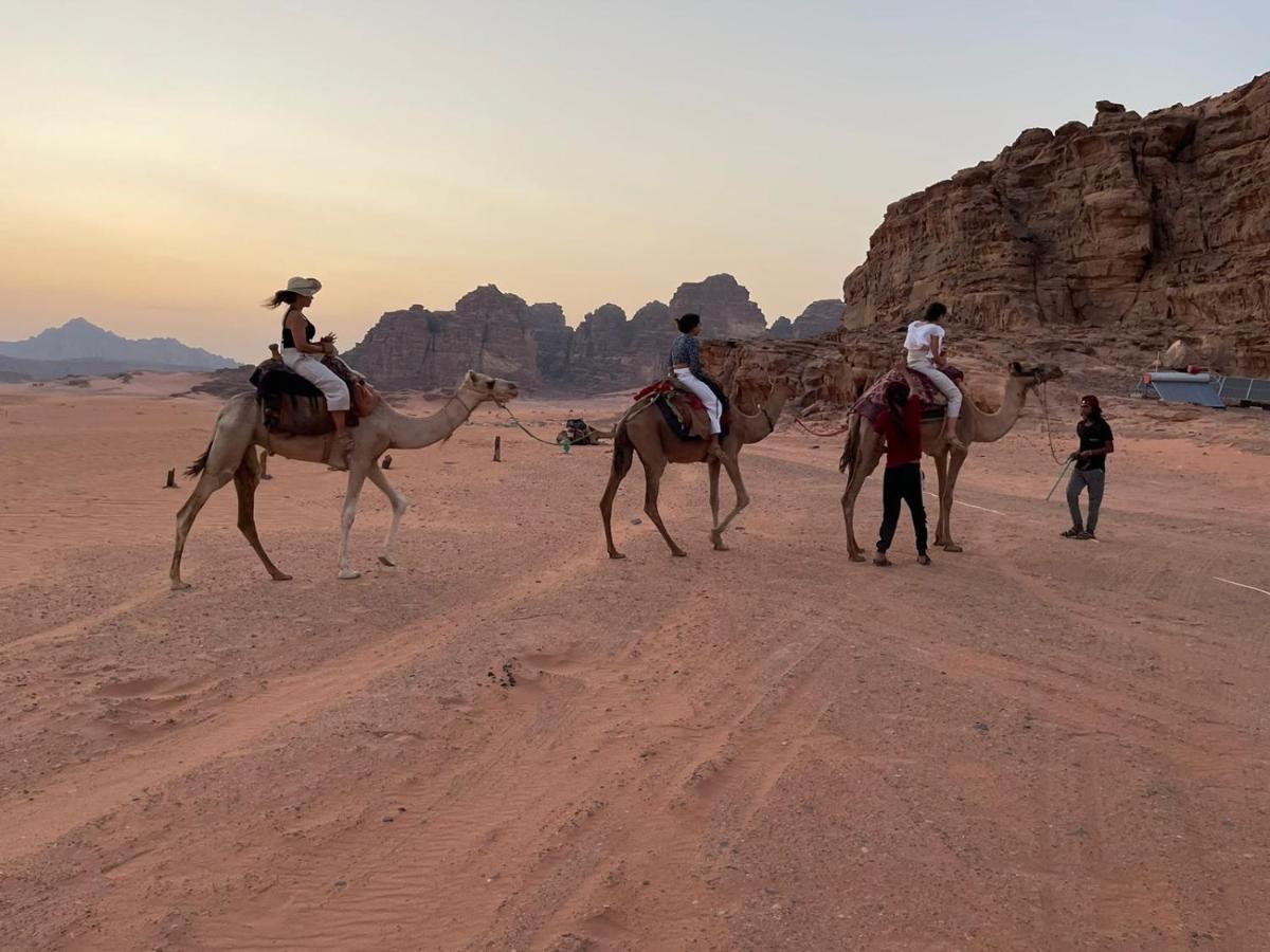 Wadi Rum Magic Camp 외부 사진